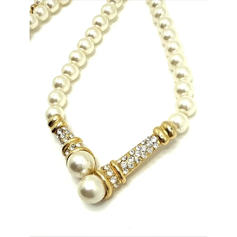 Faux Pearl Rhinestone Choker Necklace Gold Tone Statement 18
